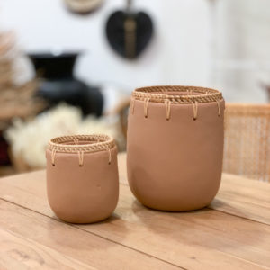 Cache pot en terre cuite et rotin - Terracotta